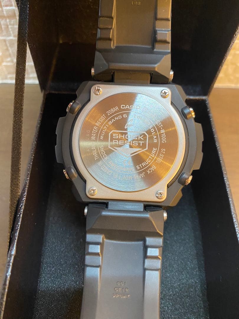 【極美品】CASIO G-SHOCK　GST-W100G-1BJF 電波時計