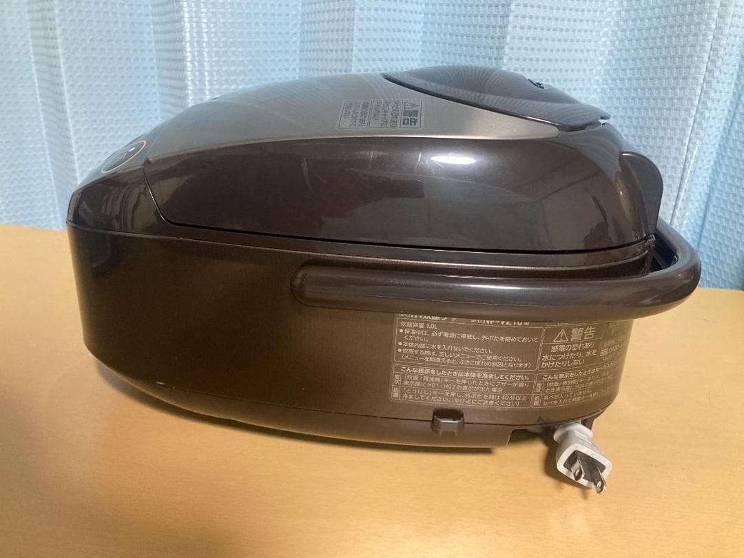 ★★2019 年製 Zojirushi NP-VZ10 炊飯器 5.5合★001