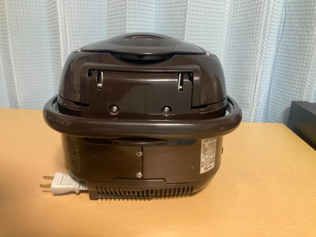 ★★2019 年製 Zojirushi NP-VZ10 炊飯器 5.5合★001