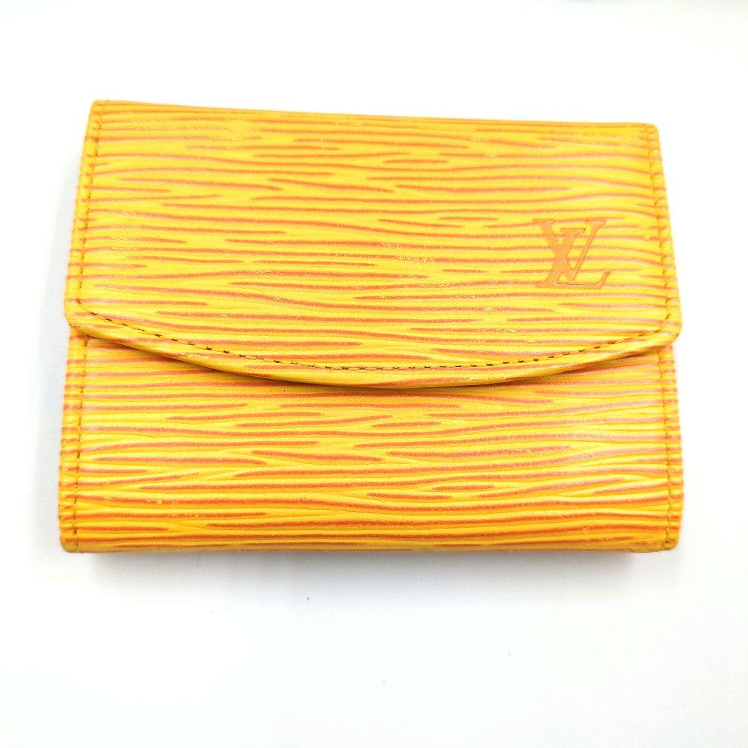 Louis Vuitton 　エピレザー 　名刺入れ　パスケース