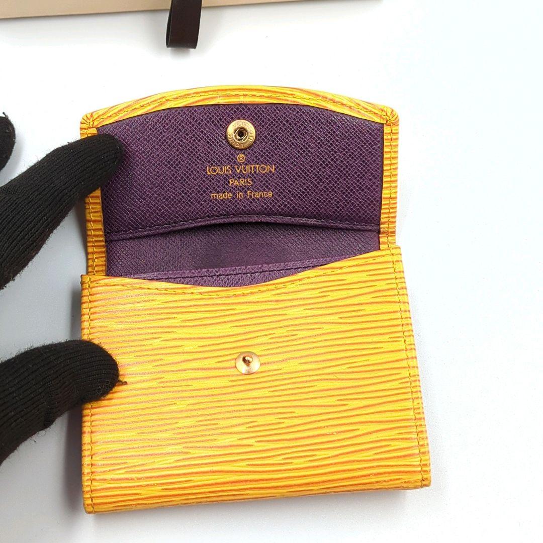 Louis Vuitton 　エピレザー 　名刺入れ　パスケース