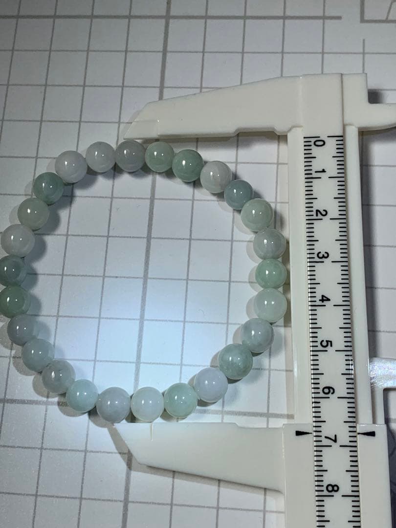 ガラス質　糸魚川本翡翠ブレスレット　上質ひすい　ヒスイ　翡翠　ヒーリング　コン沢