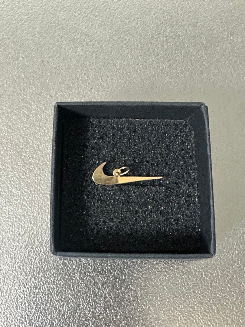 14K YELLOW GOLD SWOOSH PENDANT ナイキ　ネックレス