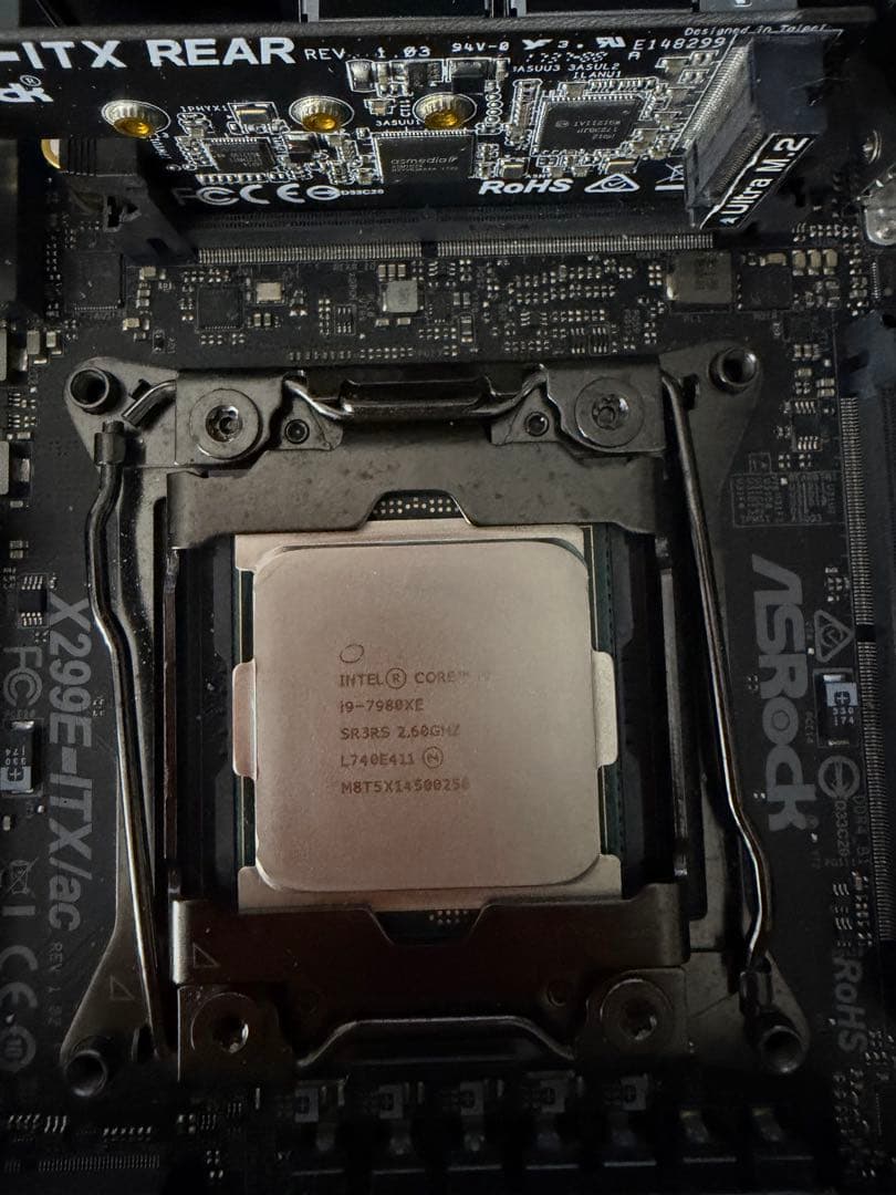 X299E-ITX/ac + Core i9 7980XE + 128GBメモリ