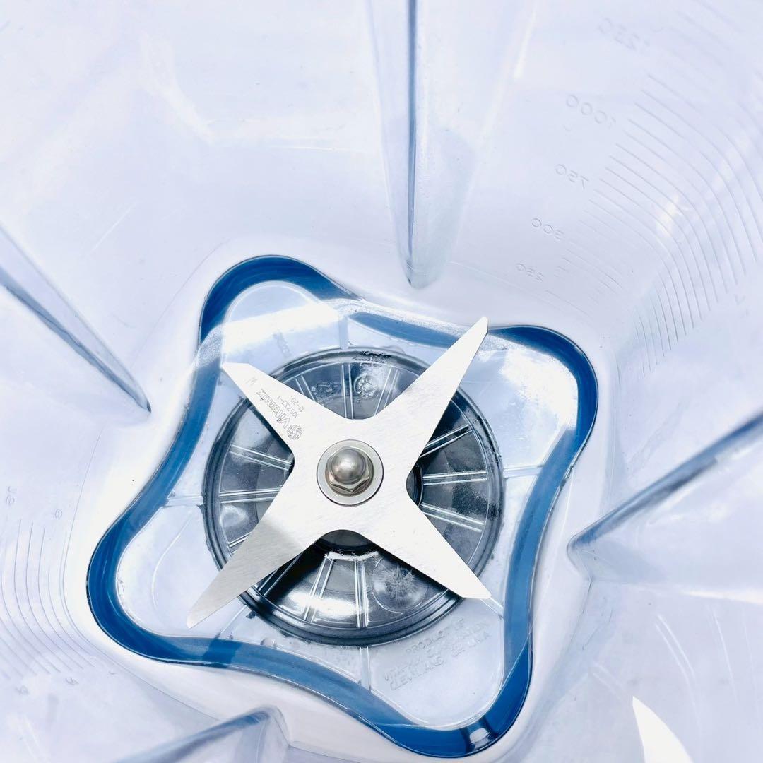 美品　バイタミックス E320 EXPLORIAN 高性能ブレンダーVM0202