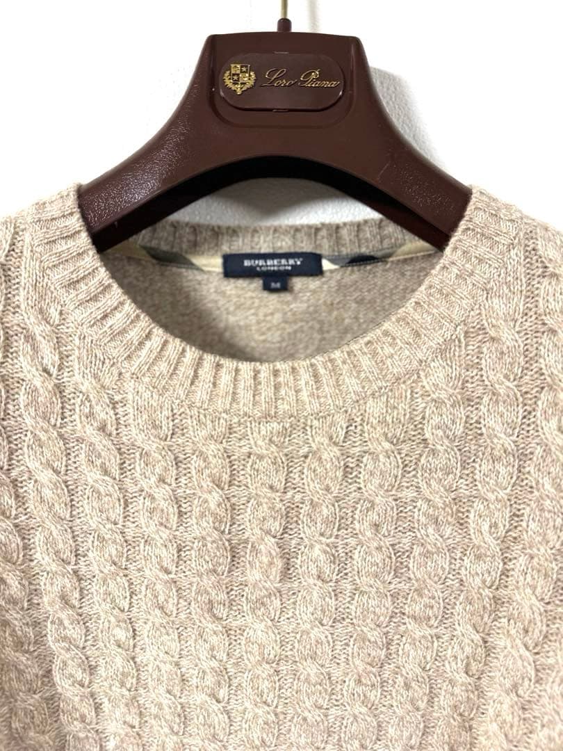 セール✨新品✨ブルネロクチネリバーバリーロンドン　ケーブルニット　M ベージュ