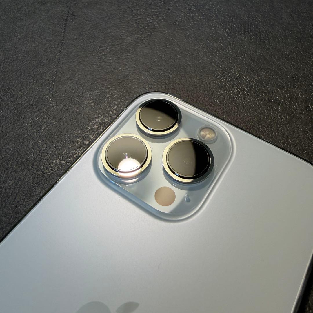 Apple iPhone 13 Pro 256GB シルバー 本体