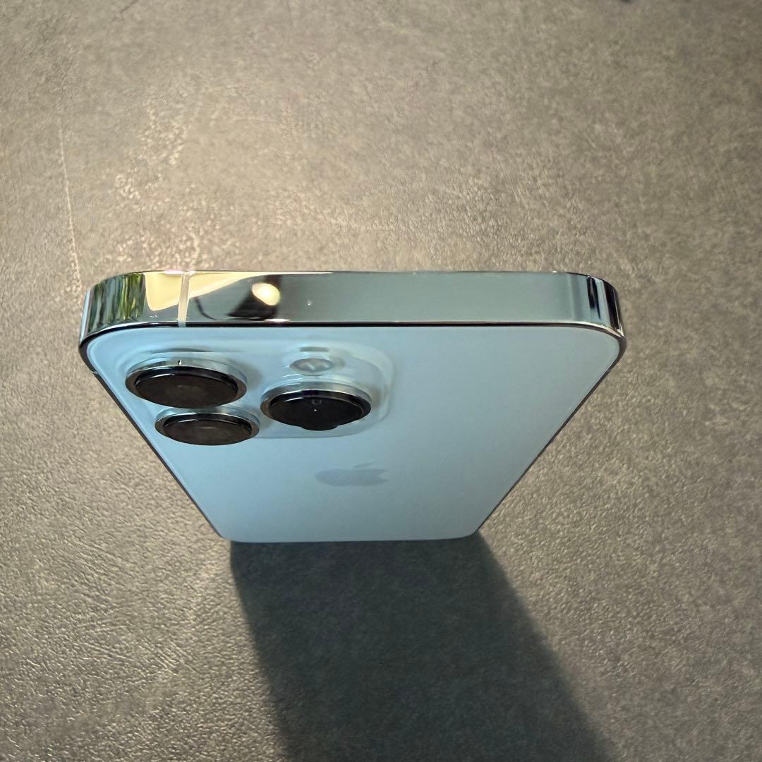 Apple iPhone 13 Pro 256GB シルバー 本体