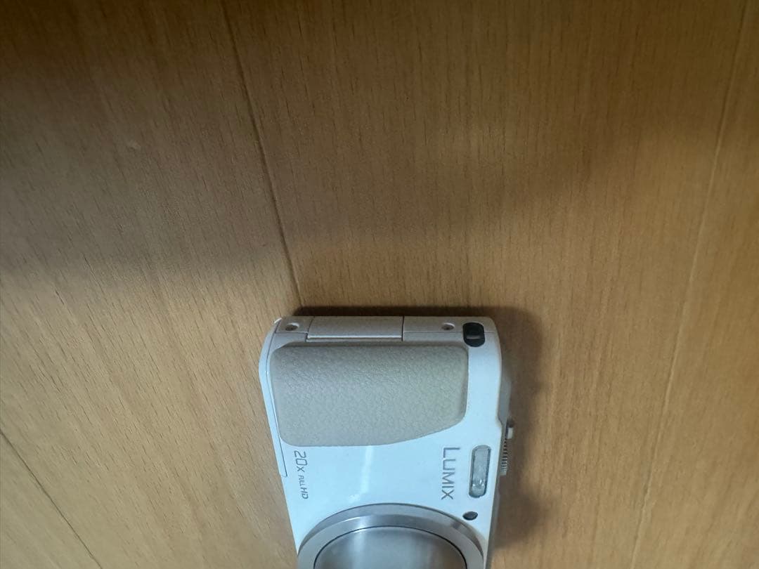 Panasonic パナソニック　コンパクトデジタルカメラ　DMC-TZ40