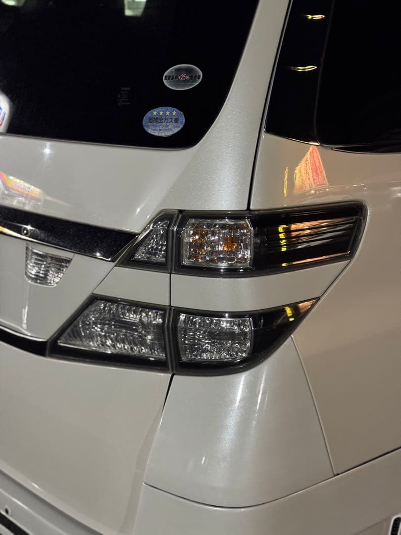 ヴェルファイア20 純正テールランプ