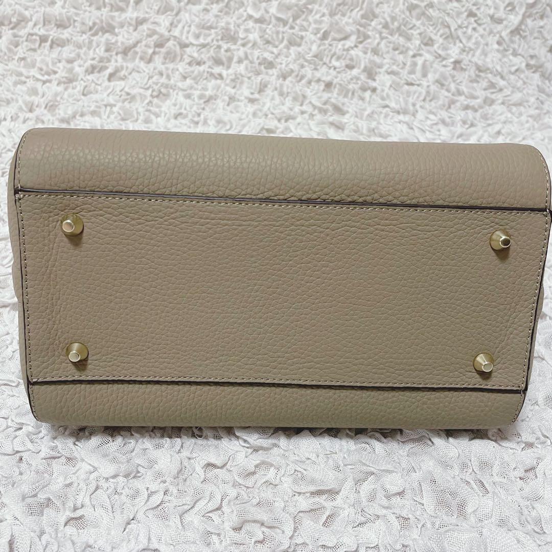 極美品✨HAYNI シエナ M 第二世代 グレージュ ショルダーバッグ 牛革