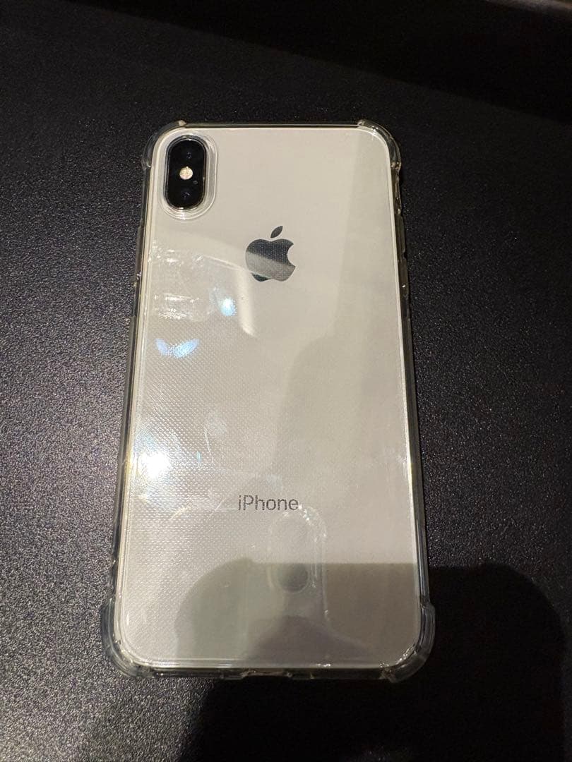 Apple iPhone X ホワイト 本体　クリアケース・保護フィルム付き