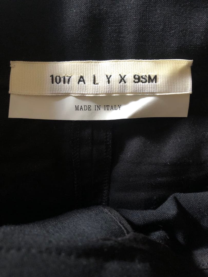 Are u crying baby ? さま専用‼️ALYX ショートパンツ