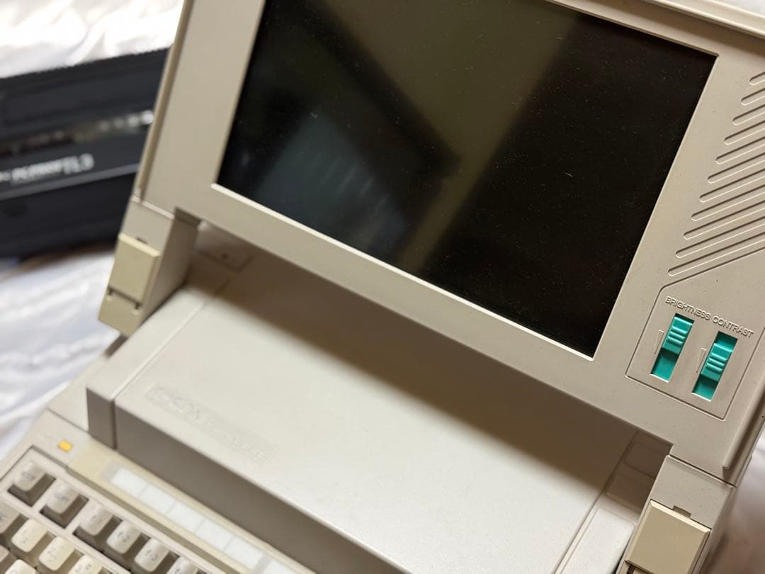 Epson PC-286LE PC-9801 ノートPC