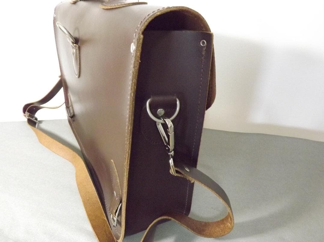美品 ザッチェルズ イギリス製 レザーバッグ ハンド・ショルダー・リュック