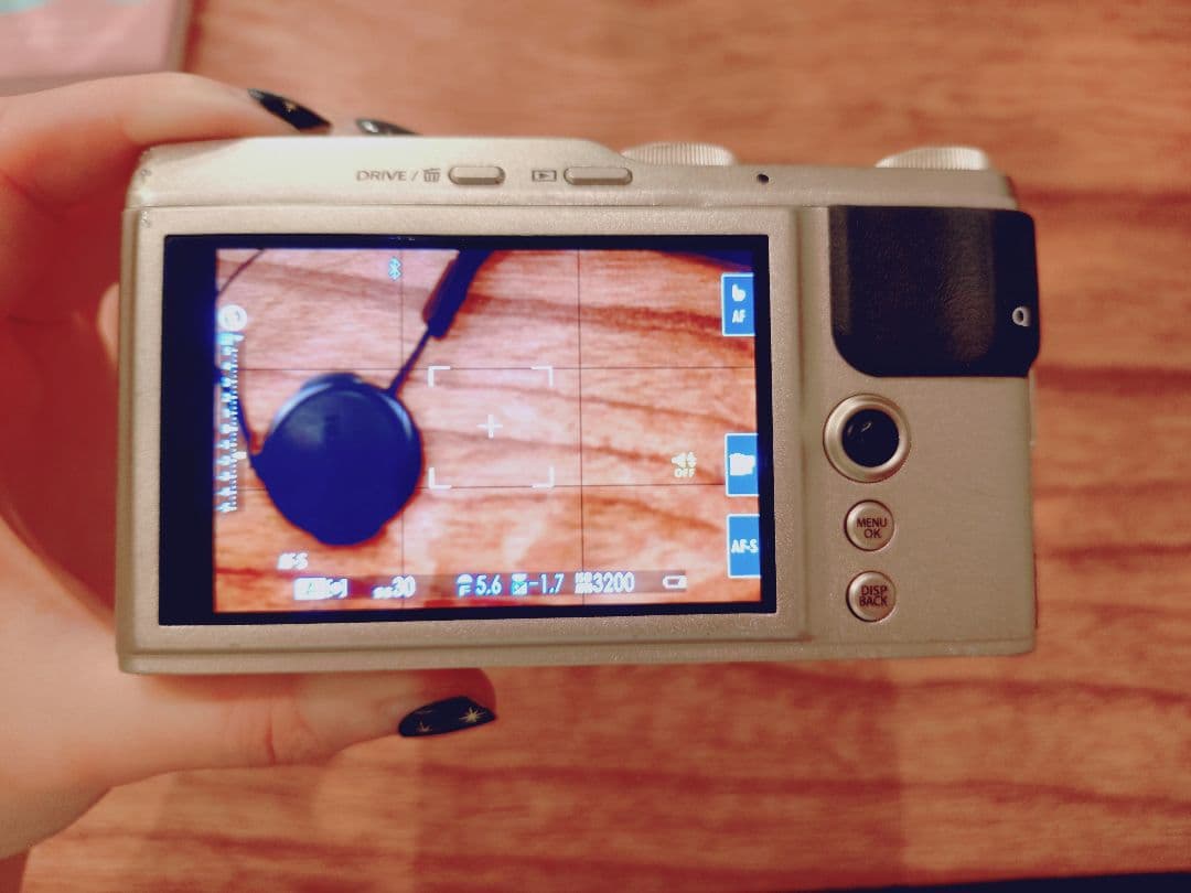 FUJIFILM XF10 ゴールド コンパクトデジタルカメラ