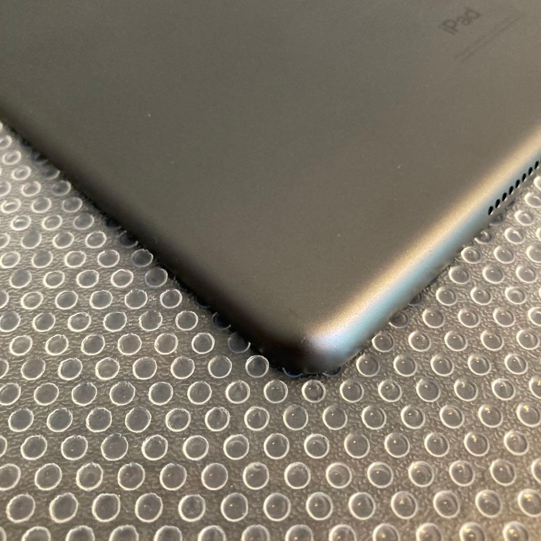 3399【早い者勝ち】iPad7 第7世代 32GB WIFIモデル☆