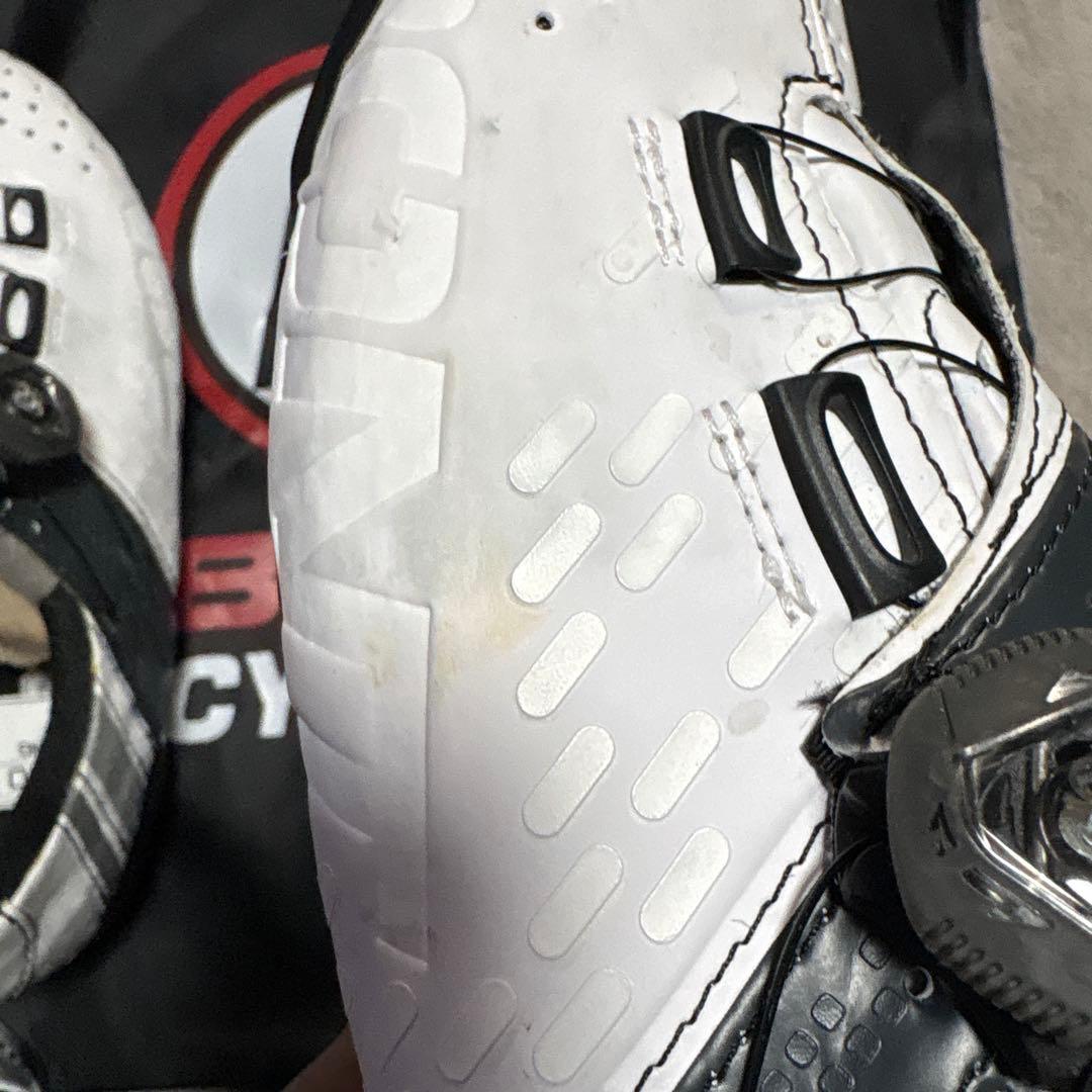 BONTヘリックス自転車用シューズ 24.5㎝