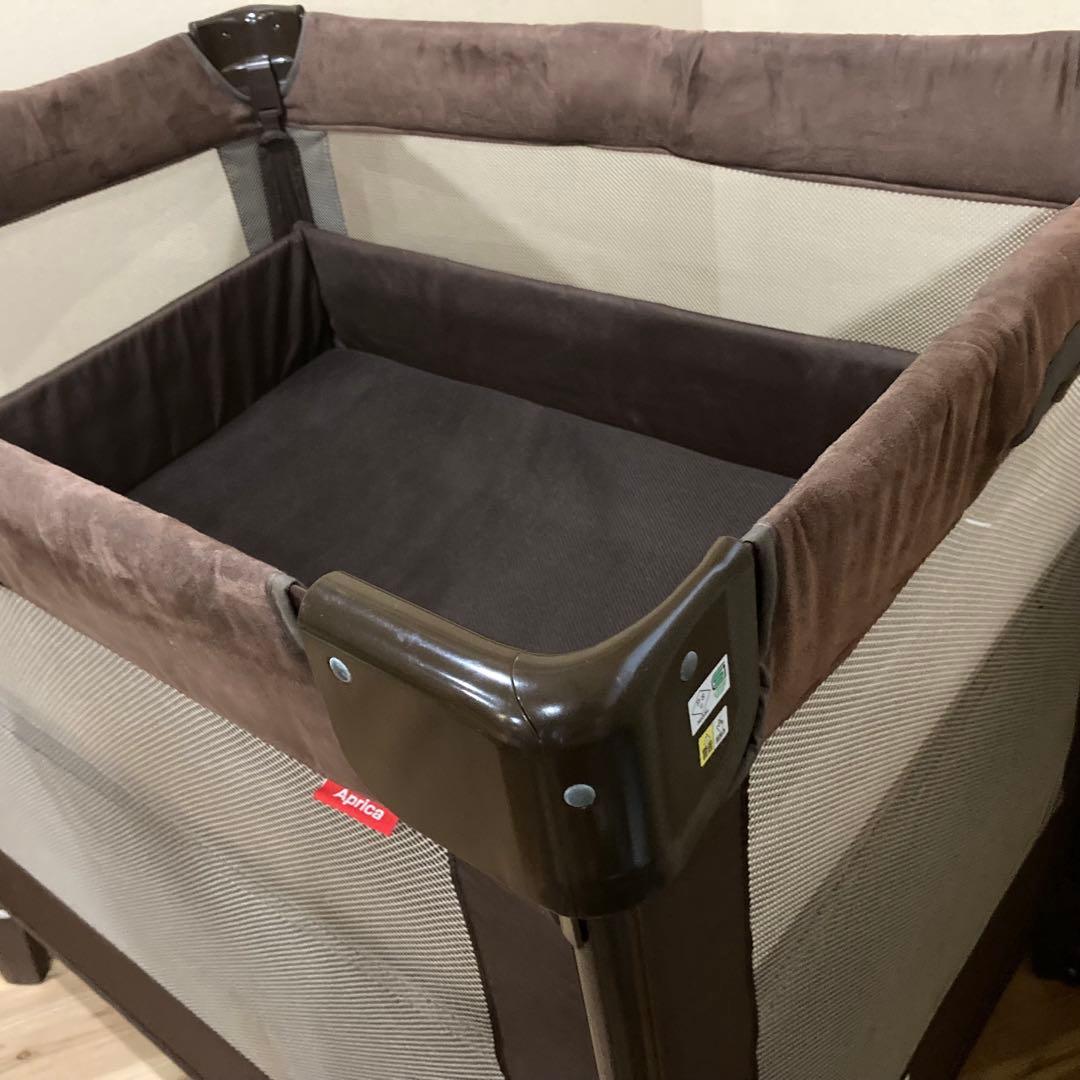 Aprica ココネルエアープラス ベビーベッド ブラウン 洗えるマット
