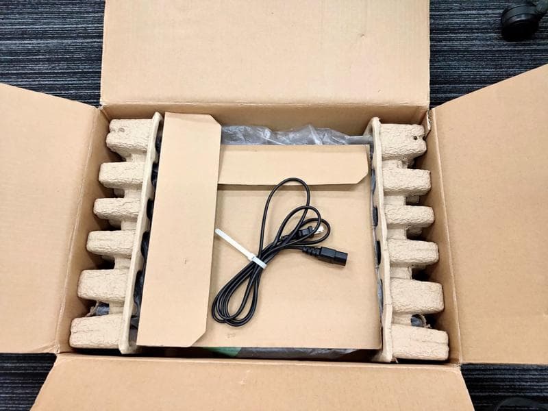 TASCAM LA-40MK3 バランス/アンバランス ラインコンバーター