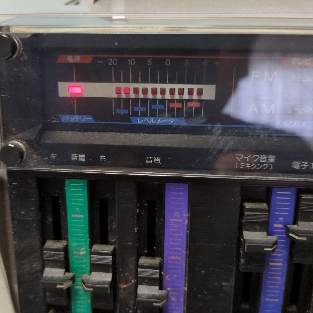 昭和レトロ希少シャープGF−757 シルバー ラジカセ