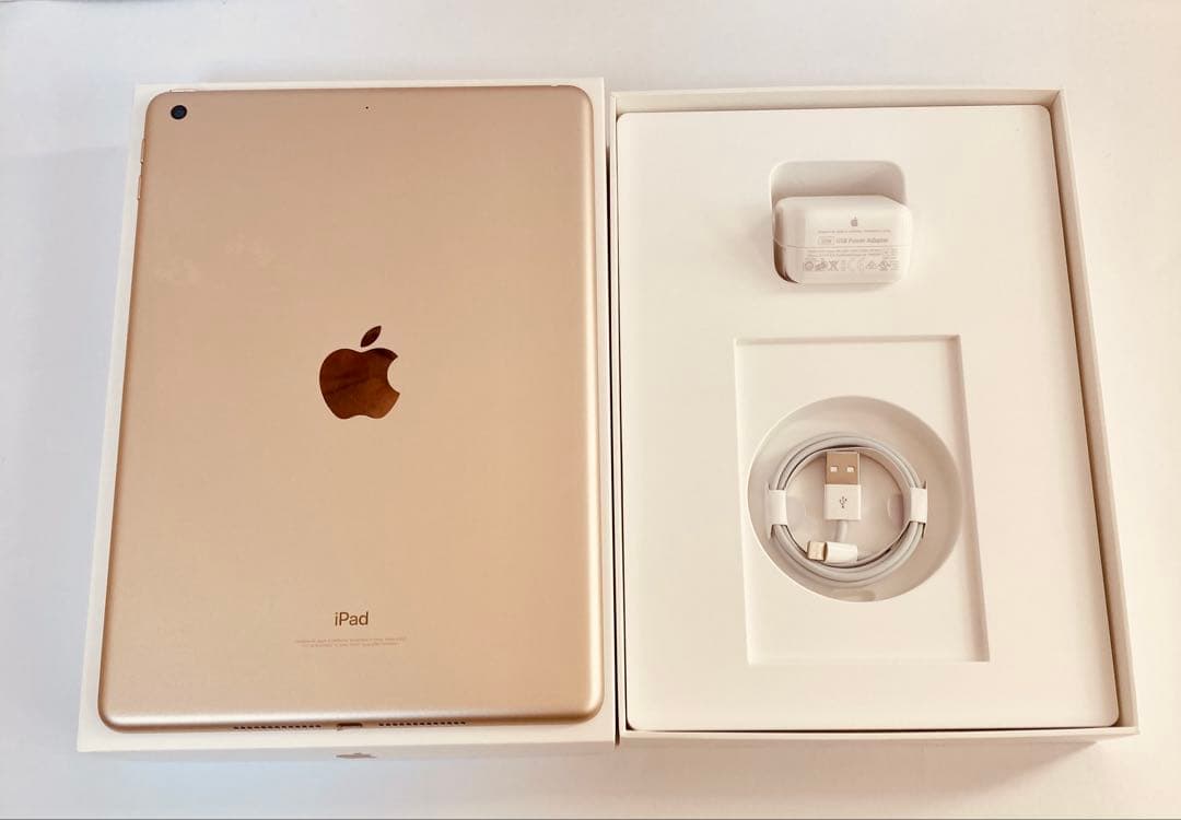 Apple iPad 第6世代 Wi-Fi 32GB【美品】
