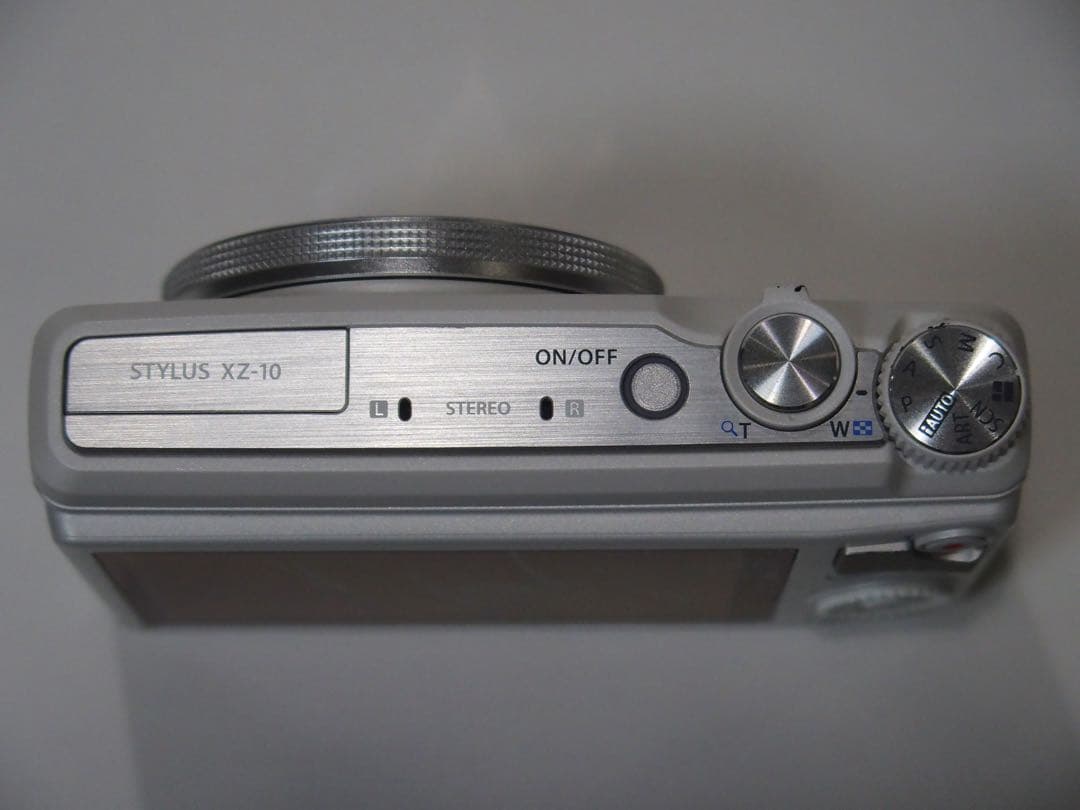 OLYMPUS Stylus xz-10 ホワイト コンパクトデジタルカメラ