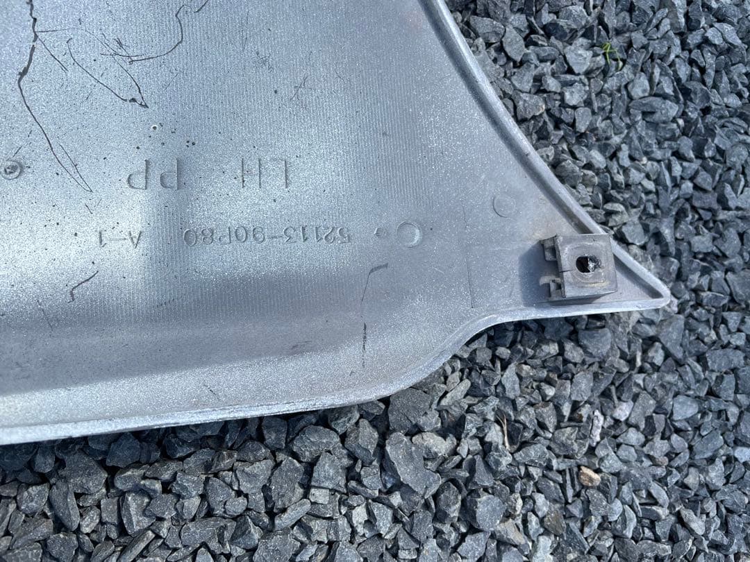 希少　トヨタデリボーイKXC 10Vフロントバンパーコーナーカバー左右中古