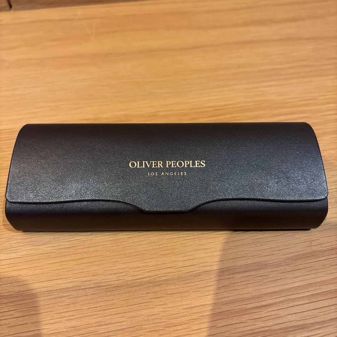 綺麗です。Oliver peoplesサングラス