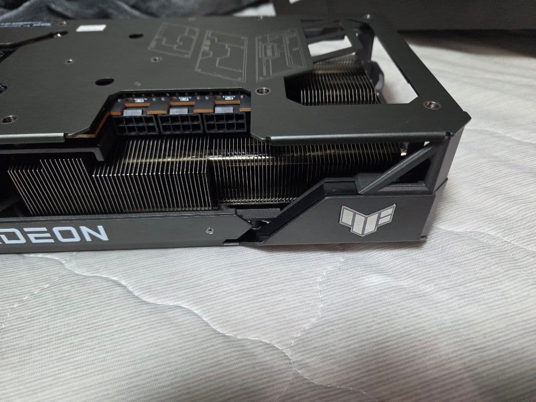 グラフィックボード・グラボ・ビデオカード ASUS TUF Gaming Radeon RX 7900 XTX 16GB