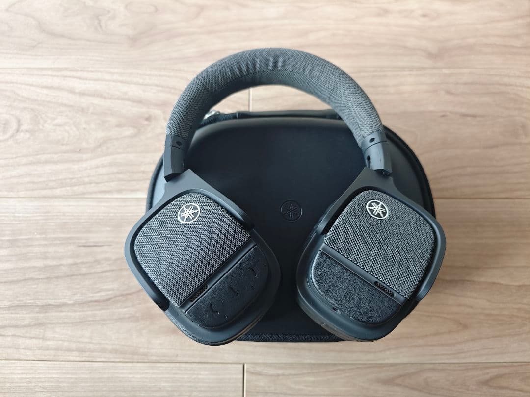 Yamaha ヤマハ YH-L700 ワイヤレスサラウンドヘッドホン 専用ケース