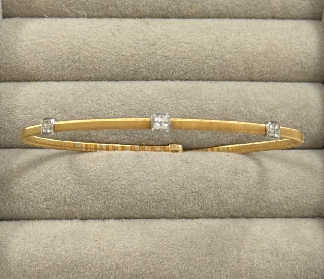 acoco　K18デザインバングル　ブレスレット　イエローゴールド　ダイヤ