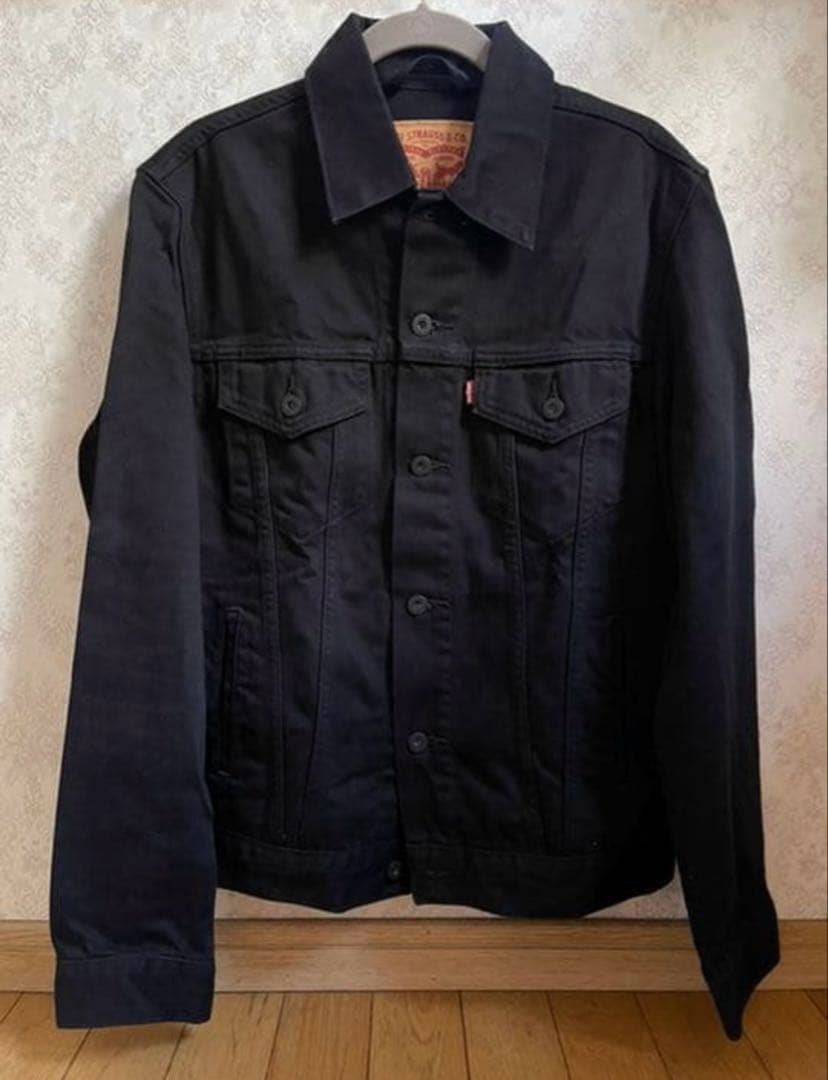 Levi'sリーバイス デニムジャケット黒色 短丈極美品