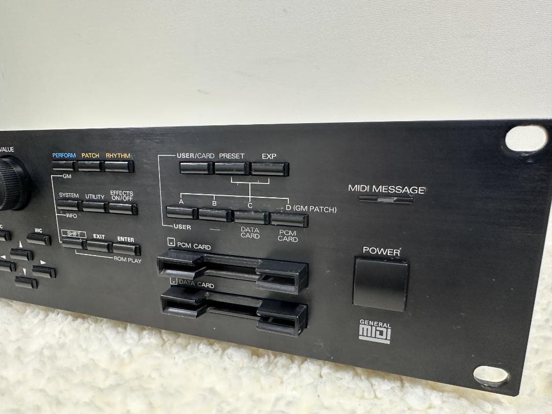 Roland SUPER JV-1080　音源モジュール