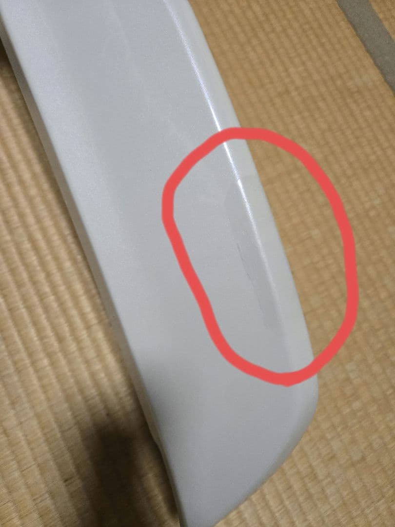 80系ヴォクシー ノア　エスクァイア　純正リアスポイラー　070ホワイトパール