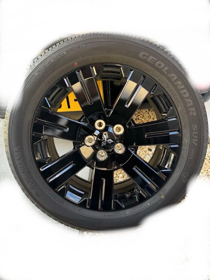 デリカD5 後期　純正タイヤホイールセット　引き取り限定