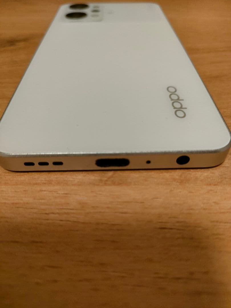 OPPO Reno9a スマートフォン 本体　ムーンホワイト