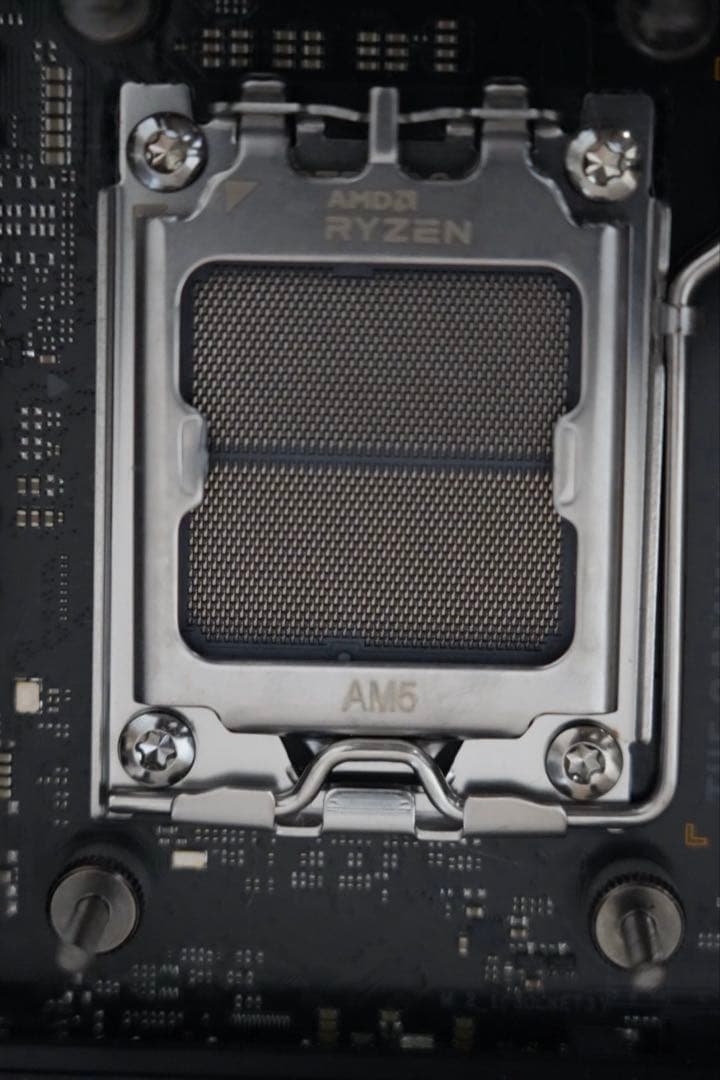 マザーボード ASUS TUF GAMING B650-PLUS-WIFI