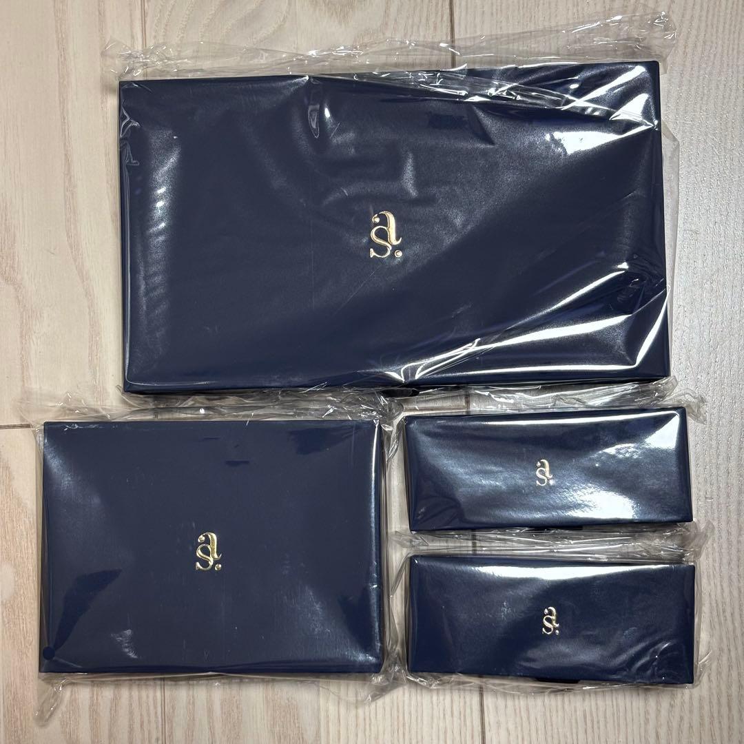 iPhoneケース 4点セット iPhone15 鈴木亜美さん amiさん