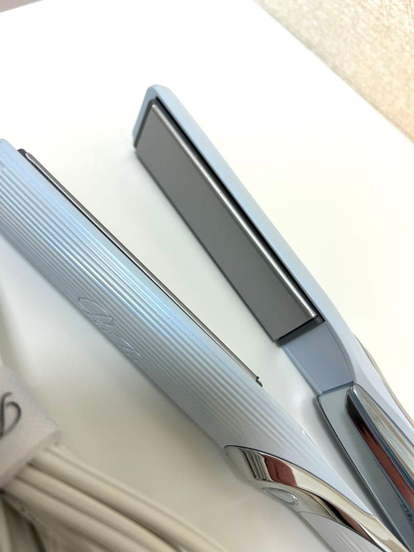 美品　リファ　ストレートヘアアイロン