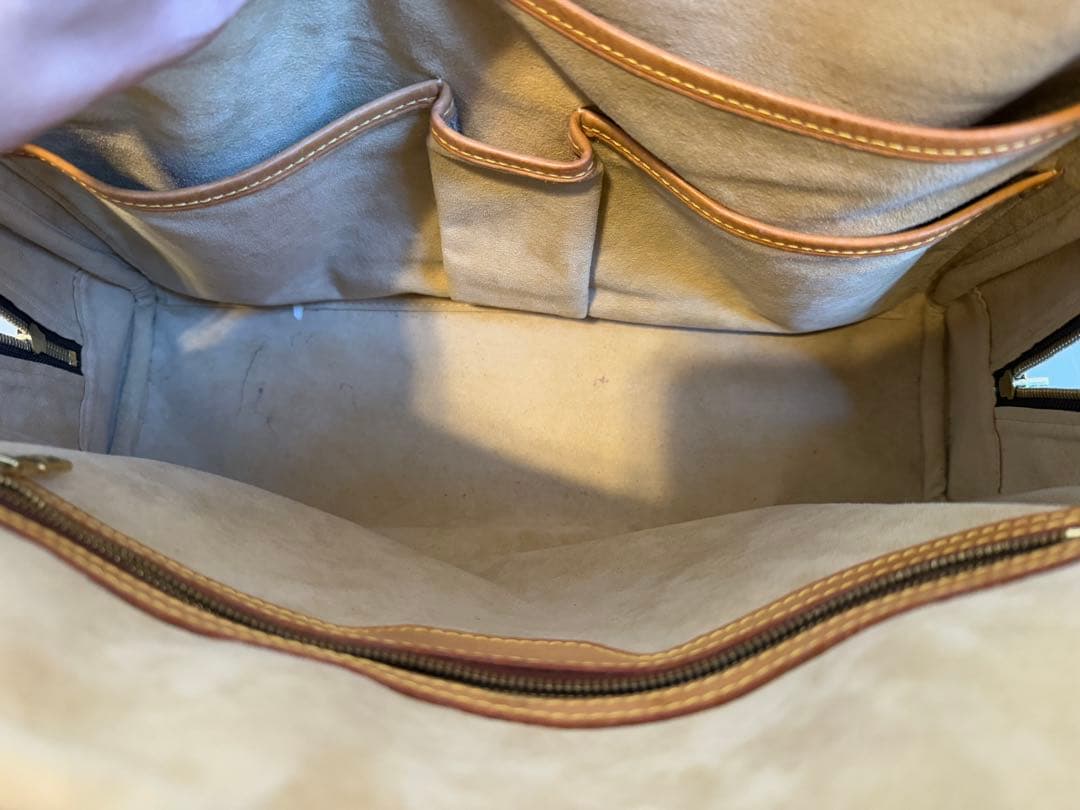 ルイ・ヴィトン　ビジネスバッグ