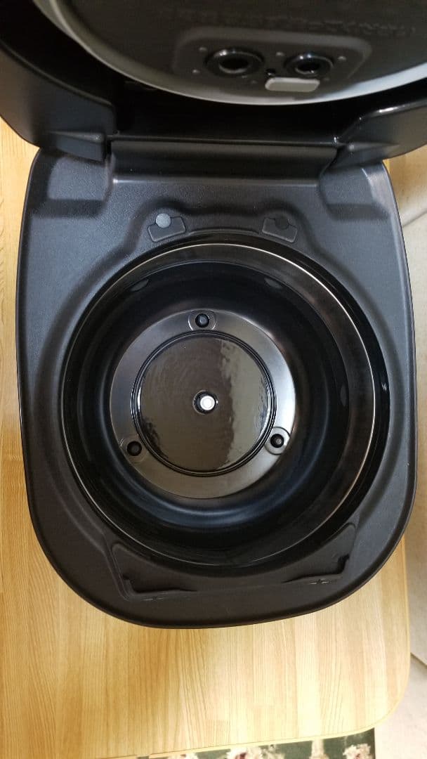 ☆2021年製☆土鍋ご泡火炊き☆タイガー圧力IH炊飯器 ハイグレードモデル