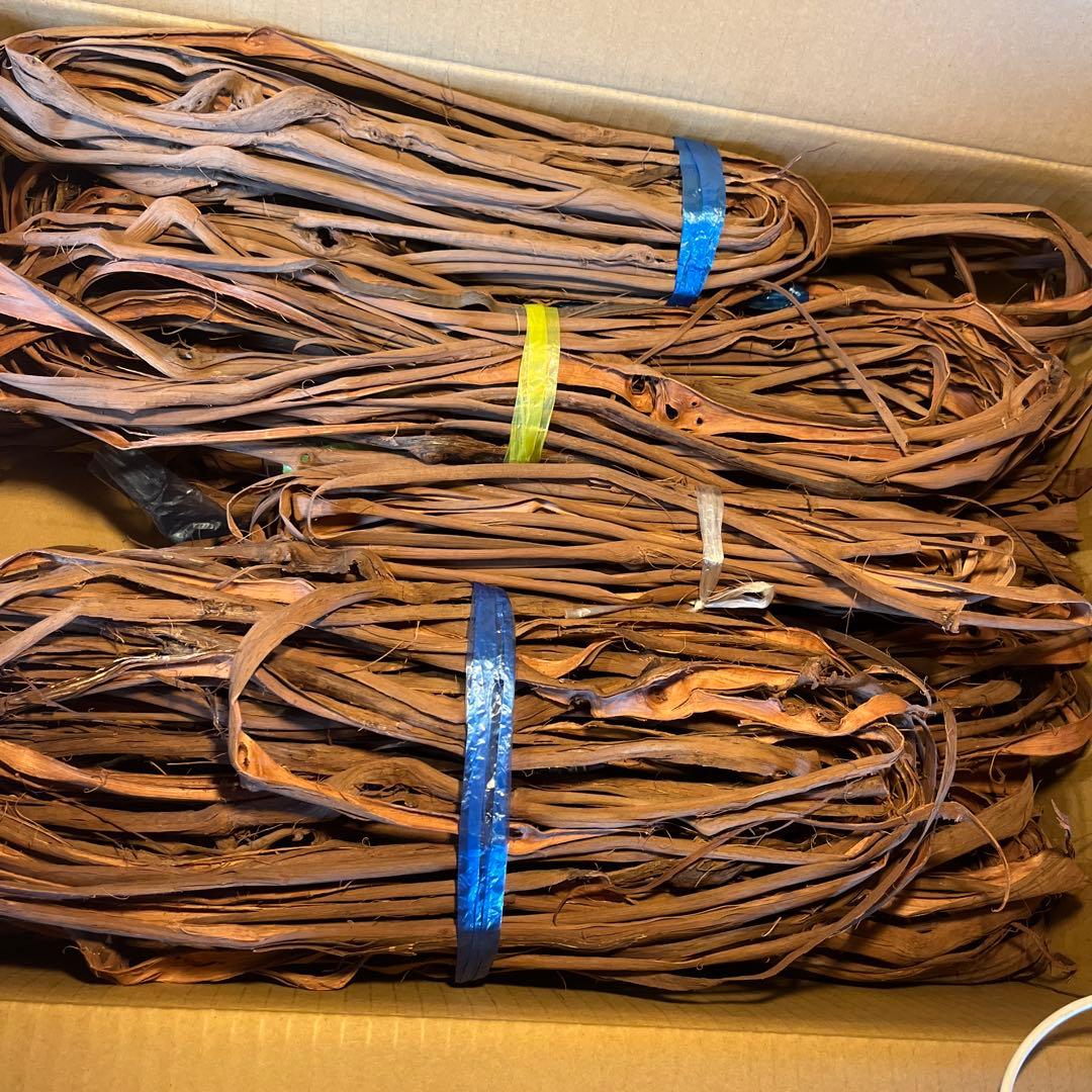 山葡萄の蔓　A級品 1470g