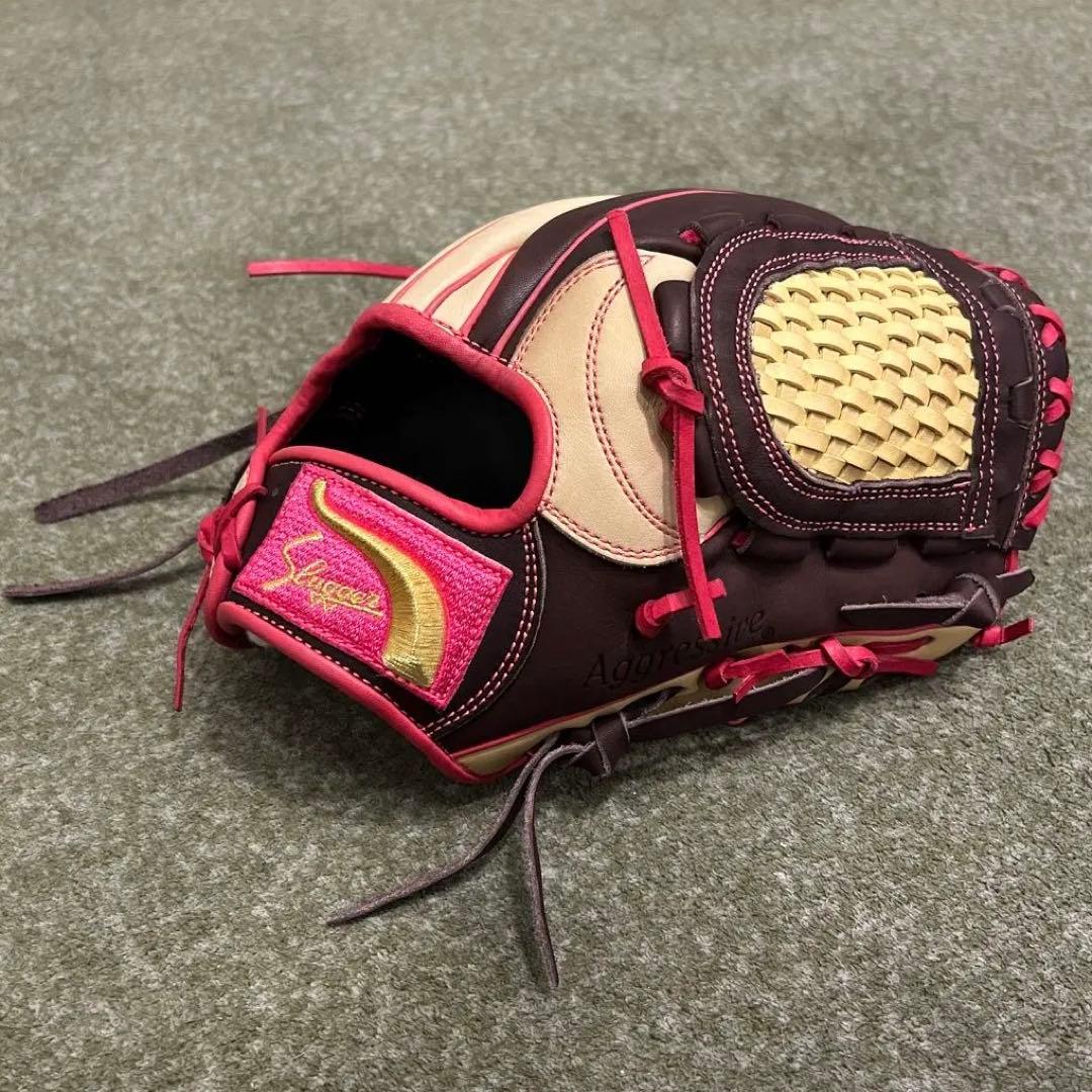 美品 久保田スラッガー 軟式オーダーグラブ 内野手用