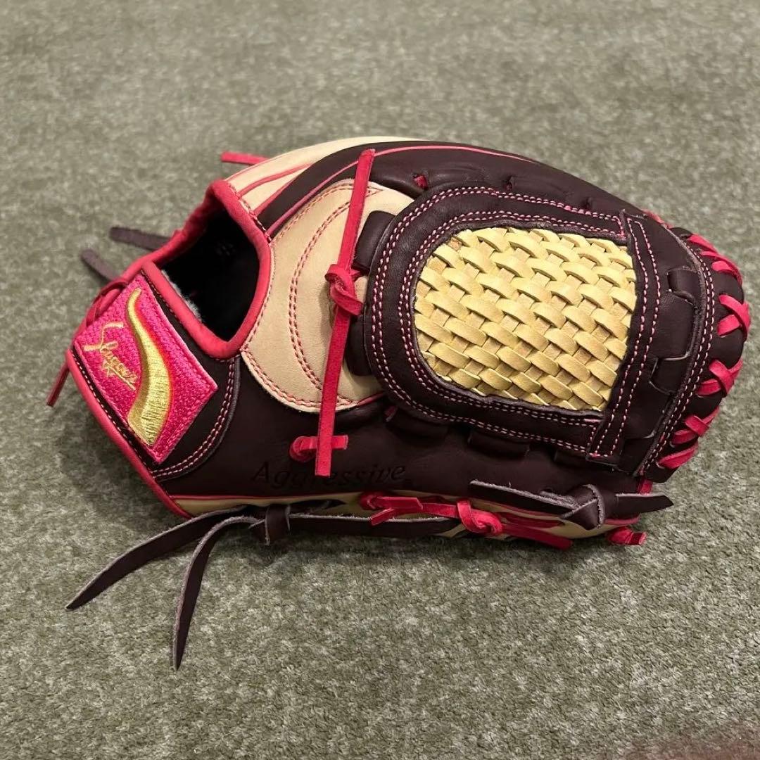 美品 久保田スラッガー 軟式オーダーグラブ 内野手用