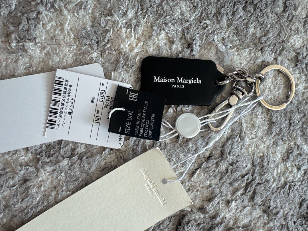 新品♡タグ付き♡Maison Margielaブラックキーホルダー梱包箱付き完売