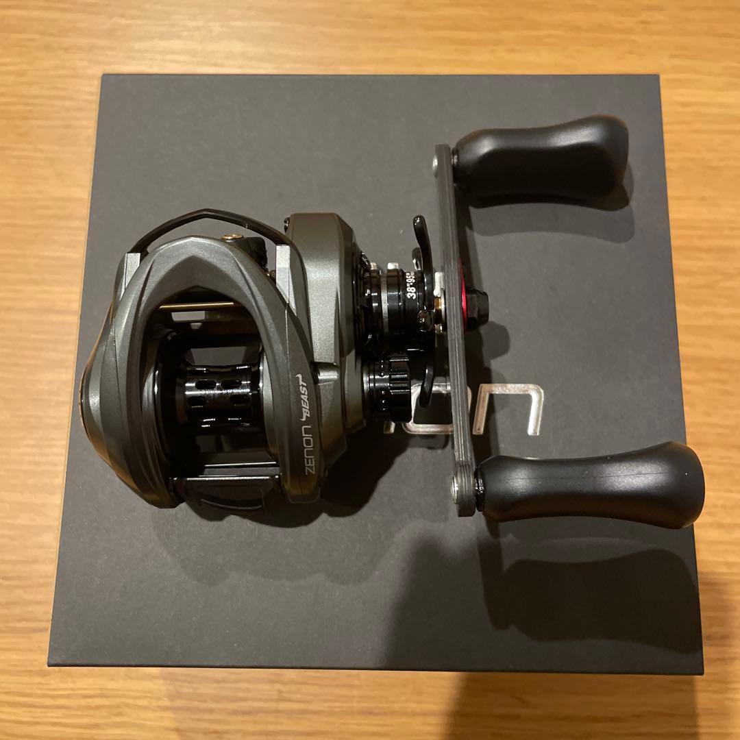 ゼノンビースト9 右