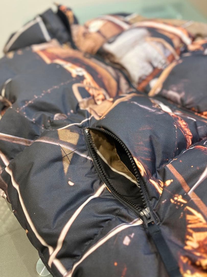 最終価格NIKE グラフィックプリント ダウンベスト Lサイズ