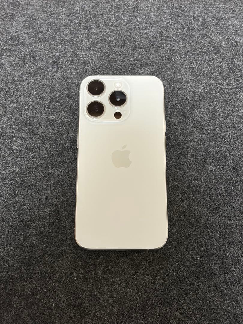 Apple iPhone 15 Pro ホワイト 256G SIMフリー