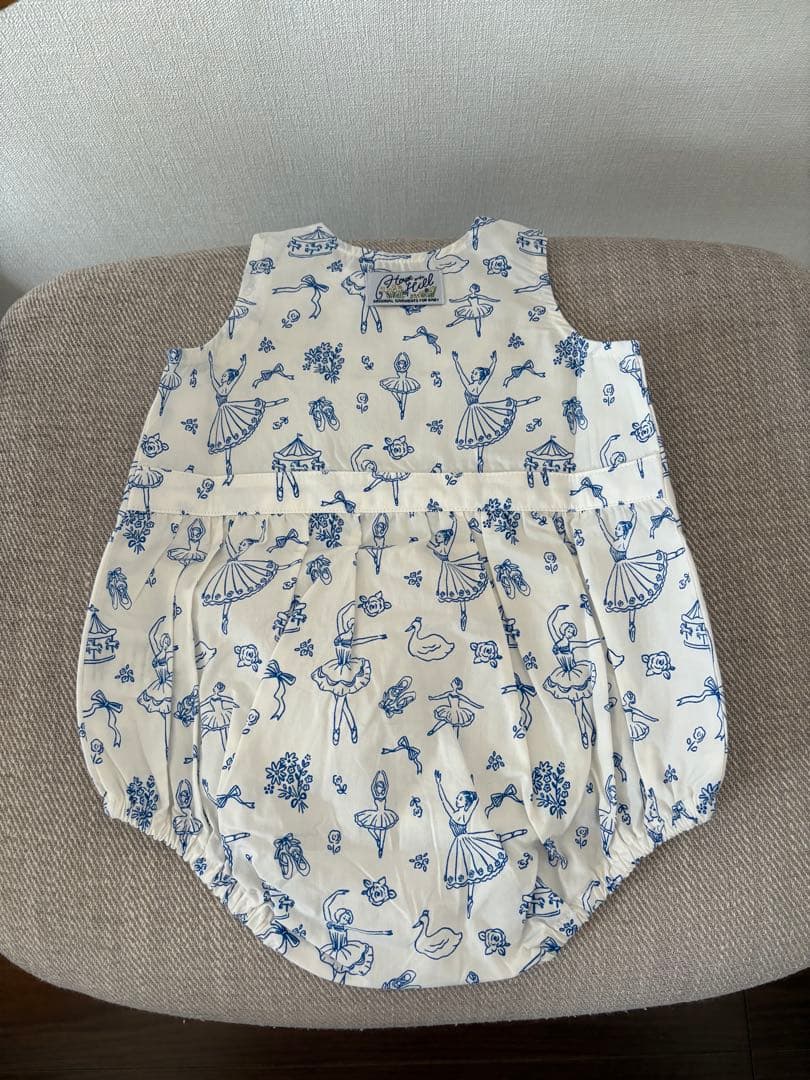 m*様 house on the hill ロンパース 60